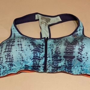 Under Armour made for me Zip front Sports Bra SZ 38 D